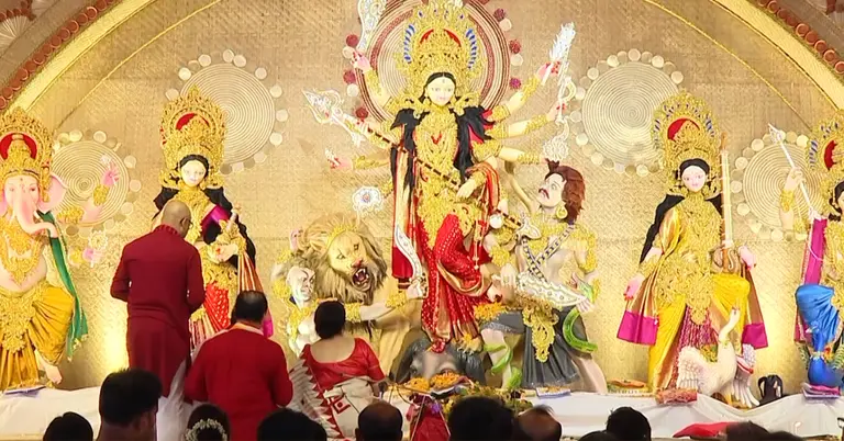 মৌলভীবাজারে চলছে শারদীয় দুর্গোৎসব